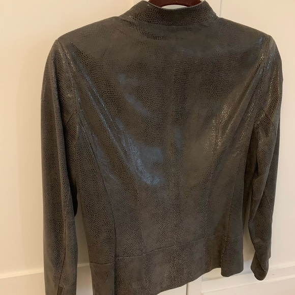 Jacket - Picture 4 of 5